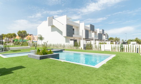 Apartamento - Obra nueva -
        Torrevieja - NBH-21773