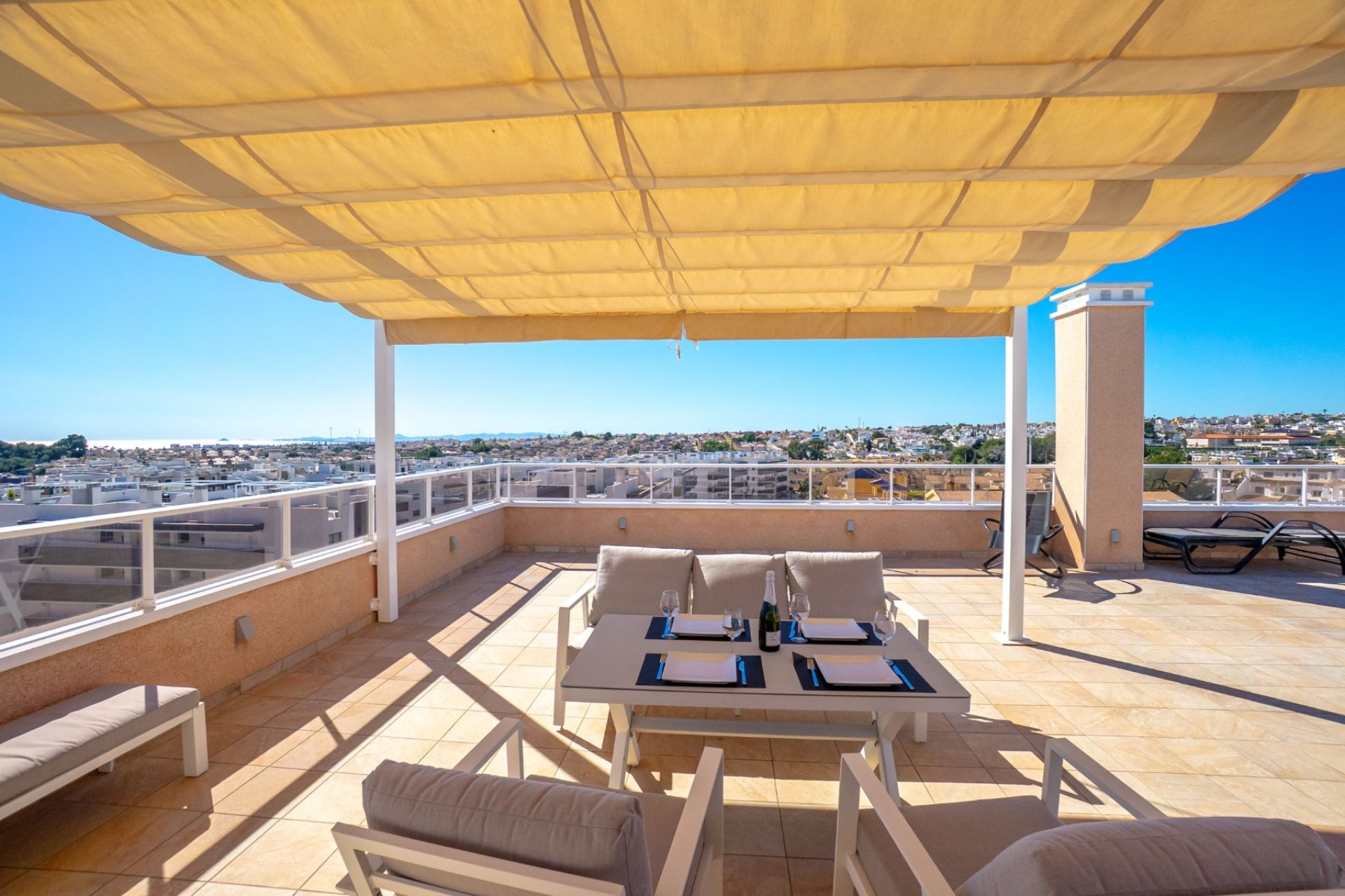 Gensalg - Lejlighed -
Orihuela Costa - Villamartín