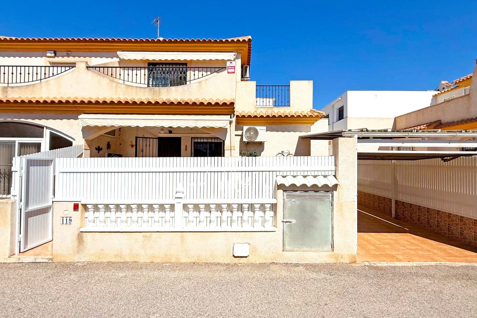 Gensalg - Rækkehus -
Orihuela Costa - Playa Flamenca