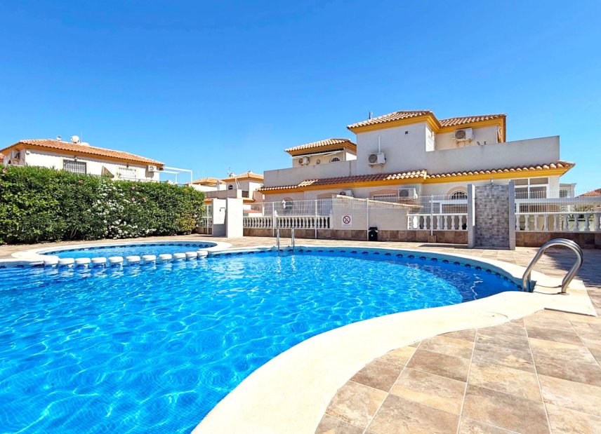 Gensalg - Rækkehus -
Orihuela Costa - Playa Flamenca