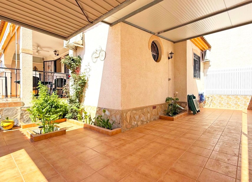 Gensalg - Rækkehus -
Orihuela Costa - Playa Flamenca