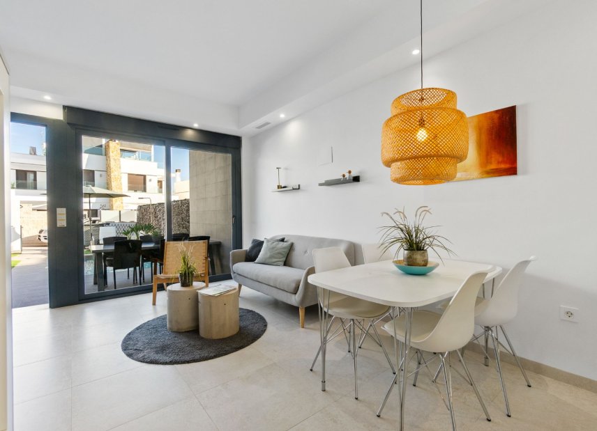 Gensalg - Rækkehus -
Orihuela Costa - Villamartín