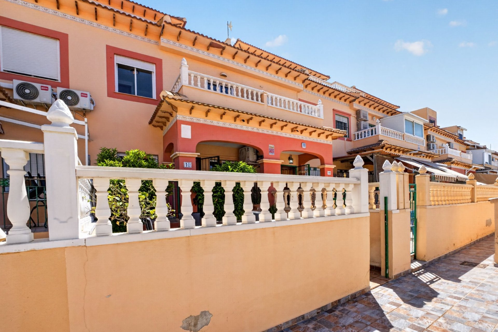 Gensalg - Rækkehus -
Torrevieja