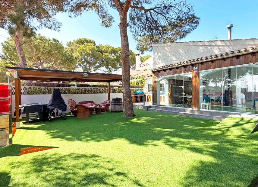 Gensalg - Villa -
Orihuela Costa - Punta Prima