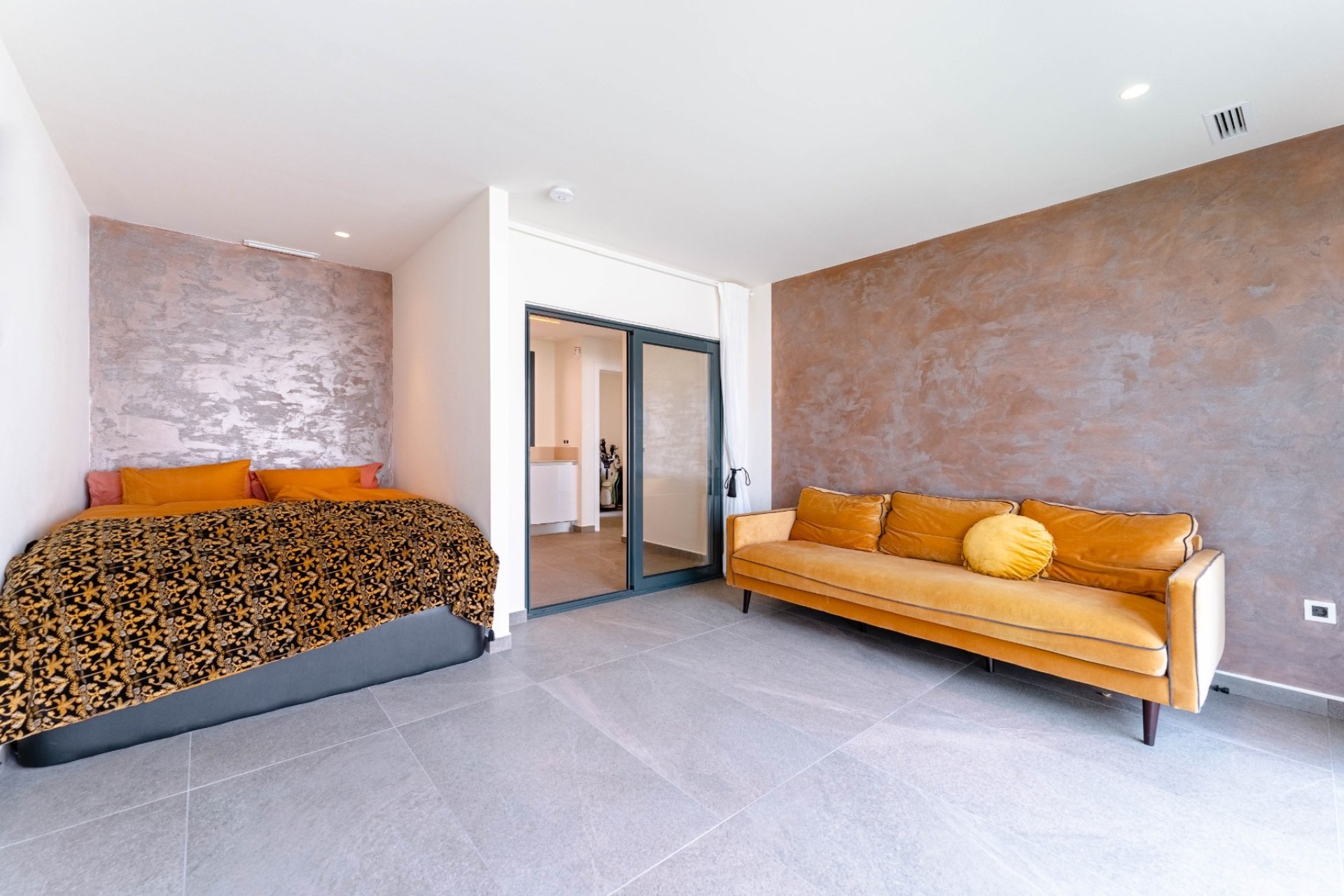 Gensalg - Villa -
San Miguel de Salinas