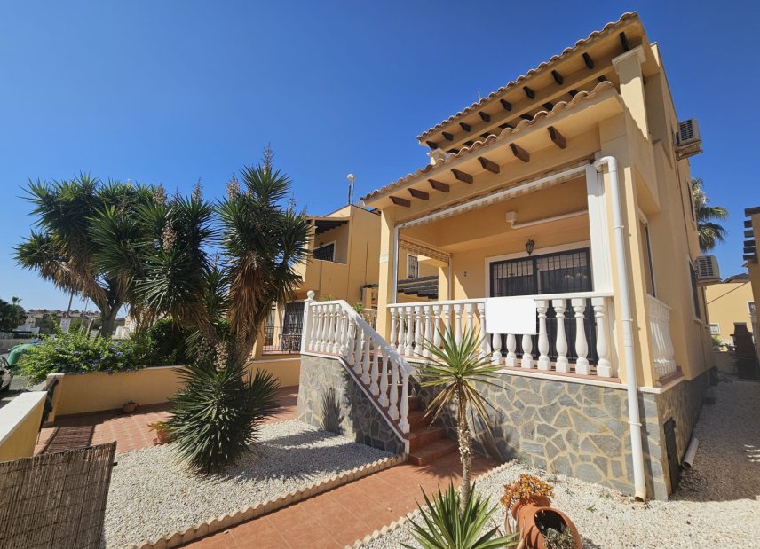 Gensalg - Villa -
Villamartín - Lomas del Golf
