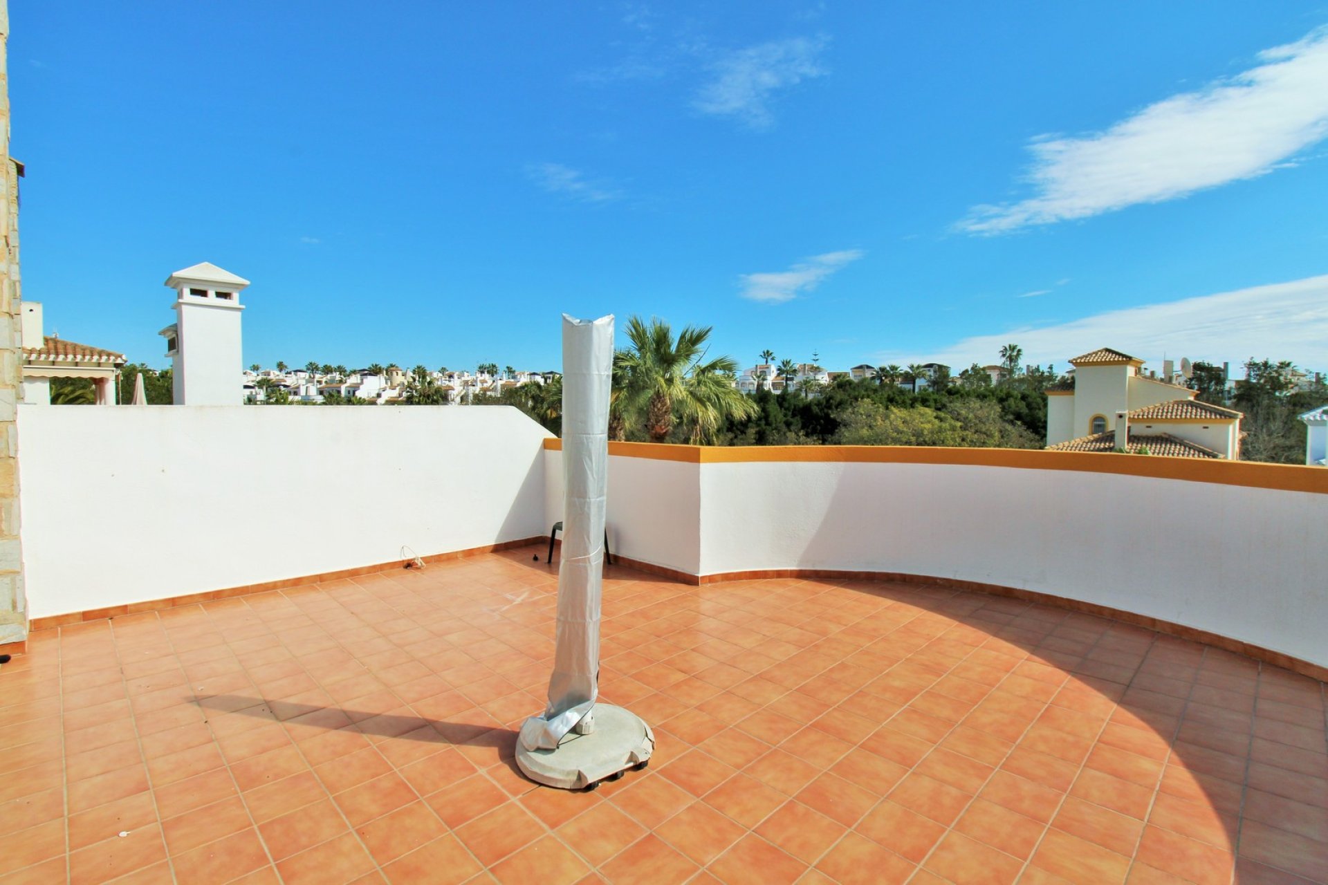 Gensalg - Villa -
Villamartín - Los Dolses