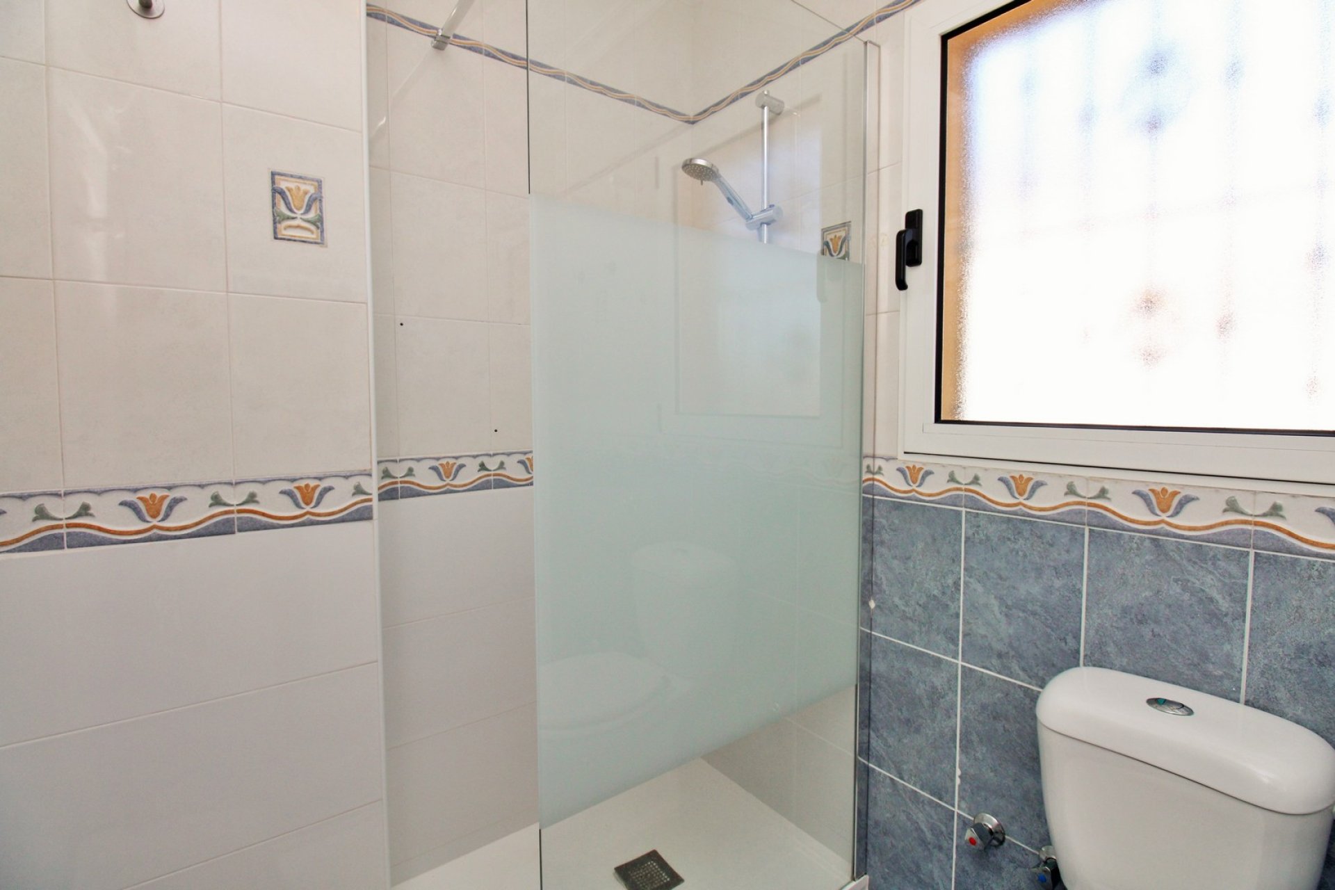 Gensalg - Villa -
Villamartín - Los Dolses