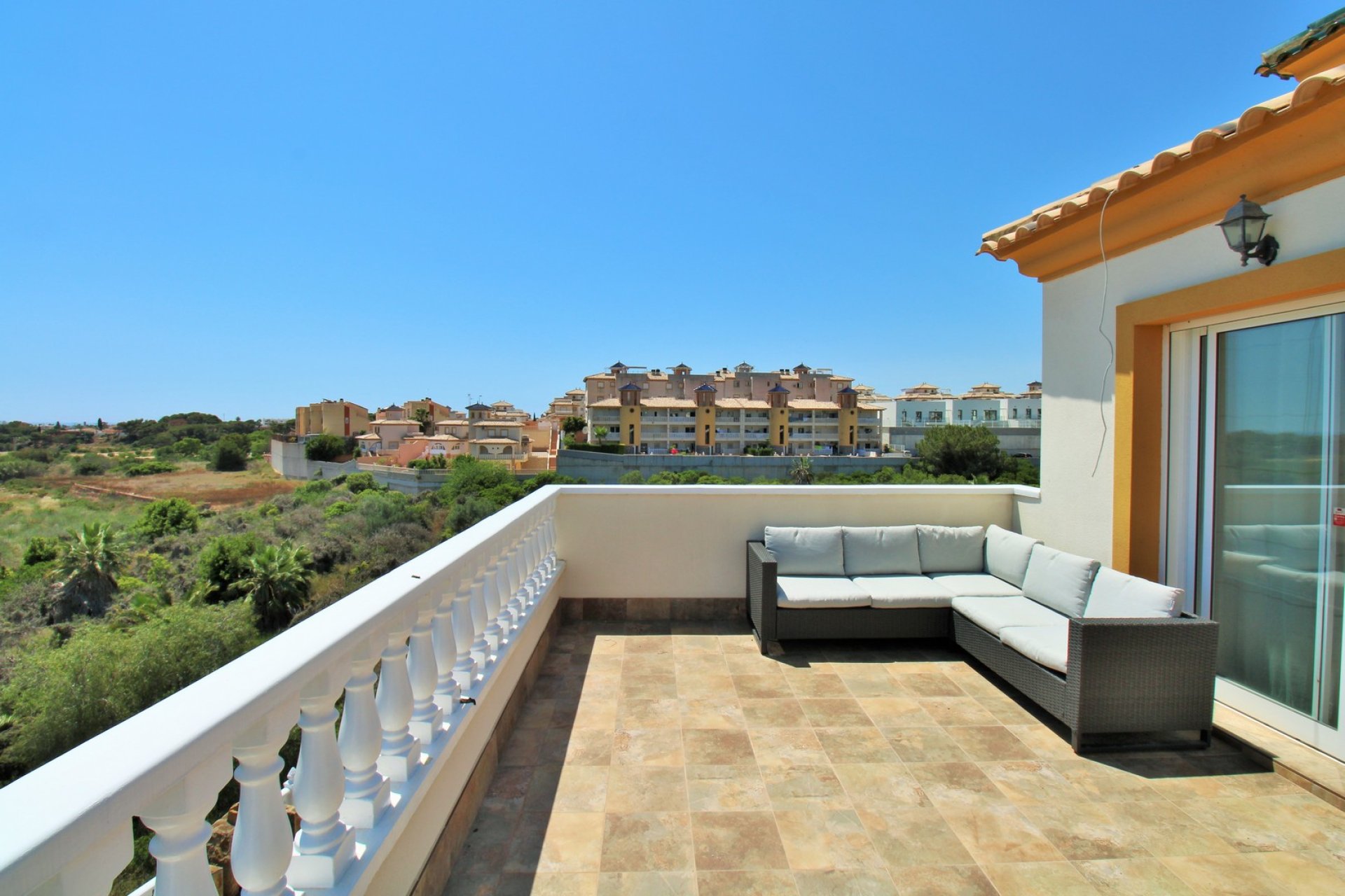 Gensalg - Villa -
Villamartín - Los Dolses