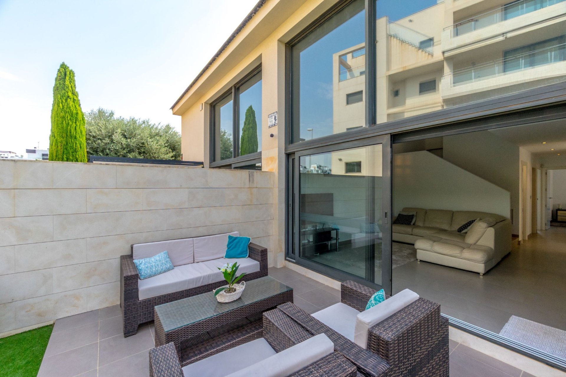 Gensalg - Villa -
Villamartín - Los Dolses