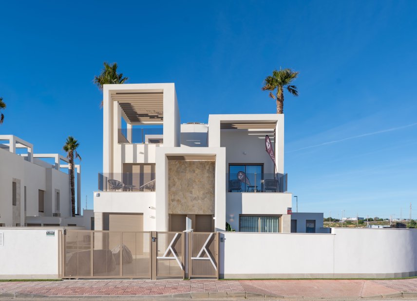 New Build - Townhouse -
Los Alcázares