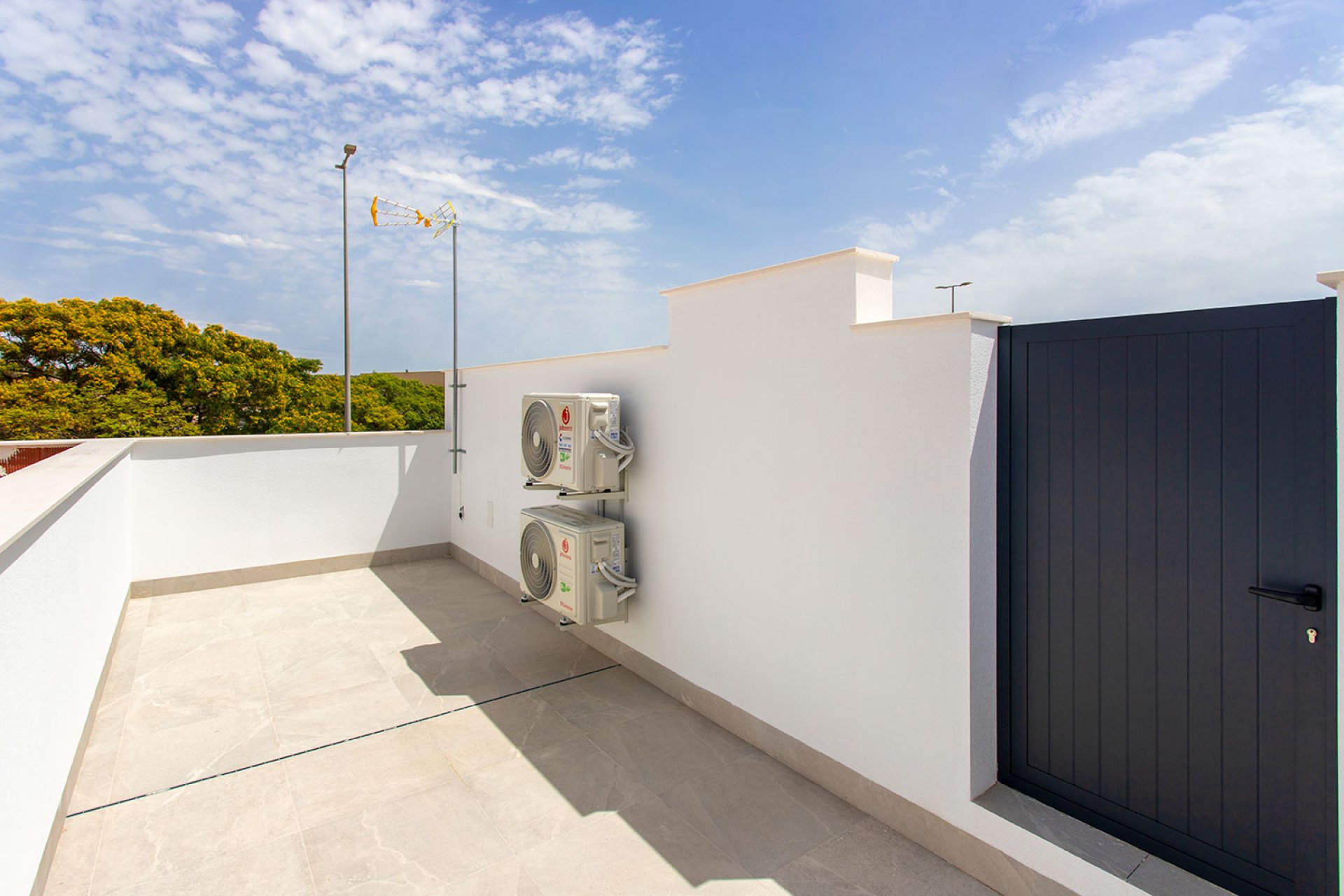 New Build - Townhouse -
Sucina