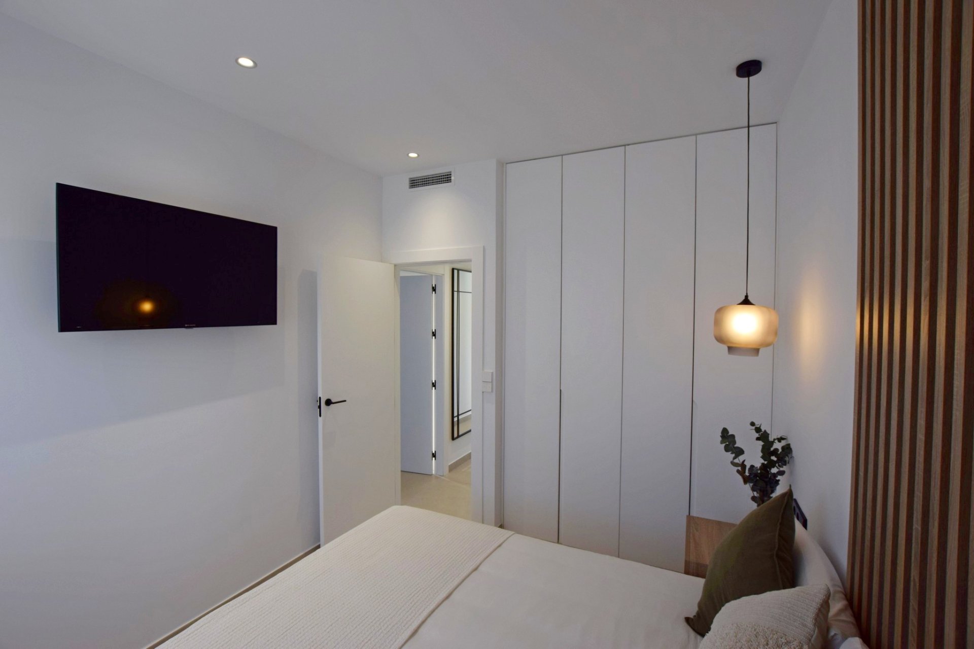 Nybyggeri - Lejlighed -
Los Guardianes