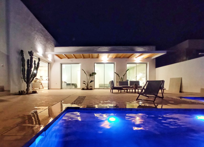 Nybyggeri - Villa -
Benijofar