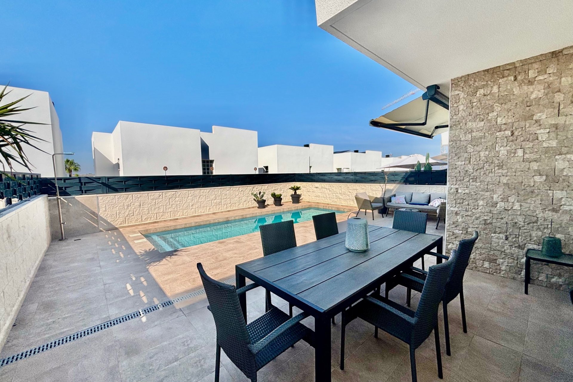 Nybyggeri - Villa -
Benijofar