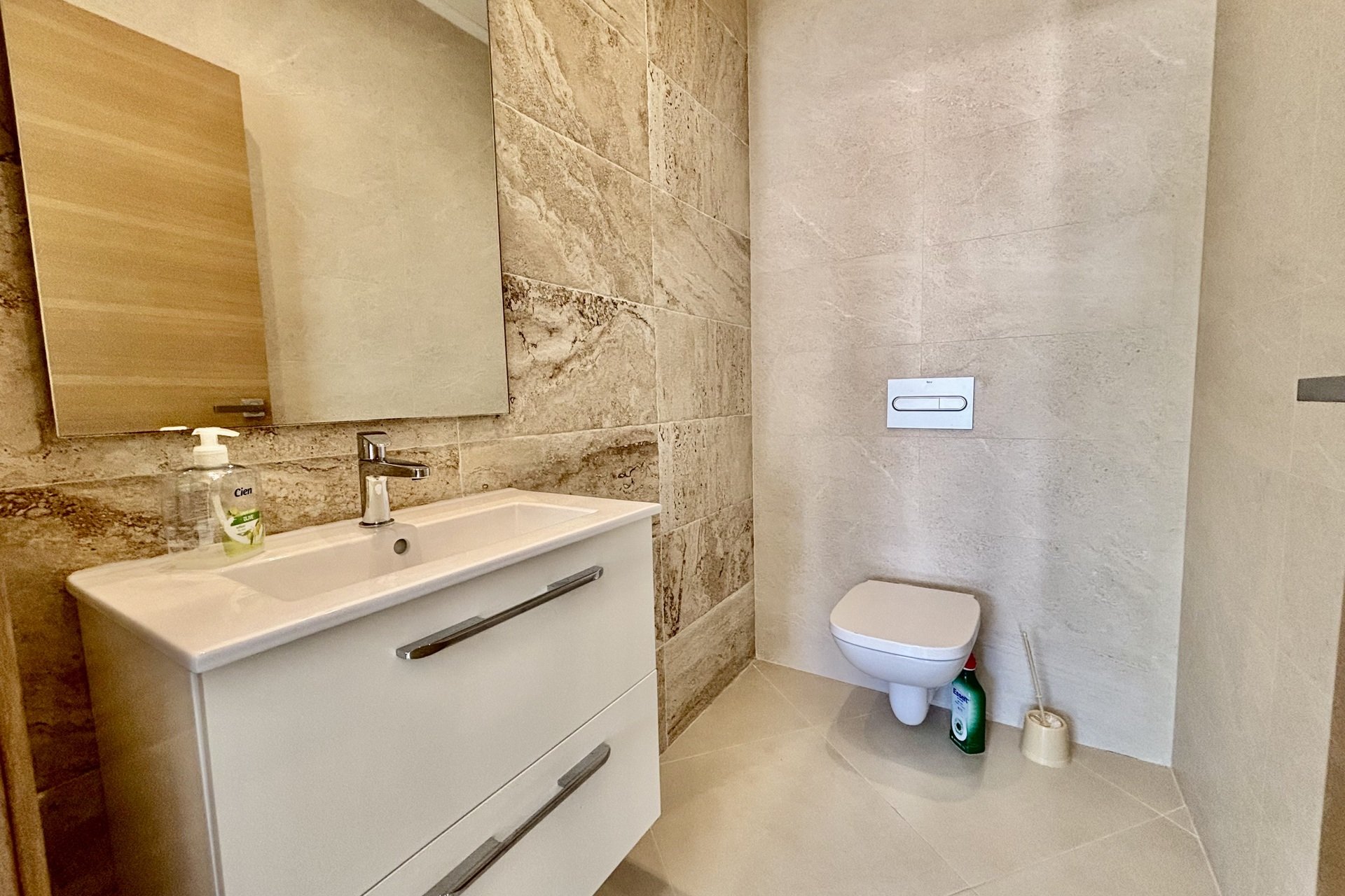 Nybyggeri - Villa -
Benijofar