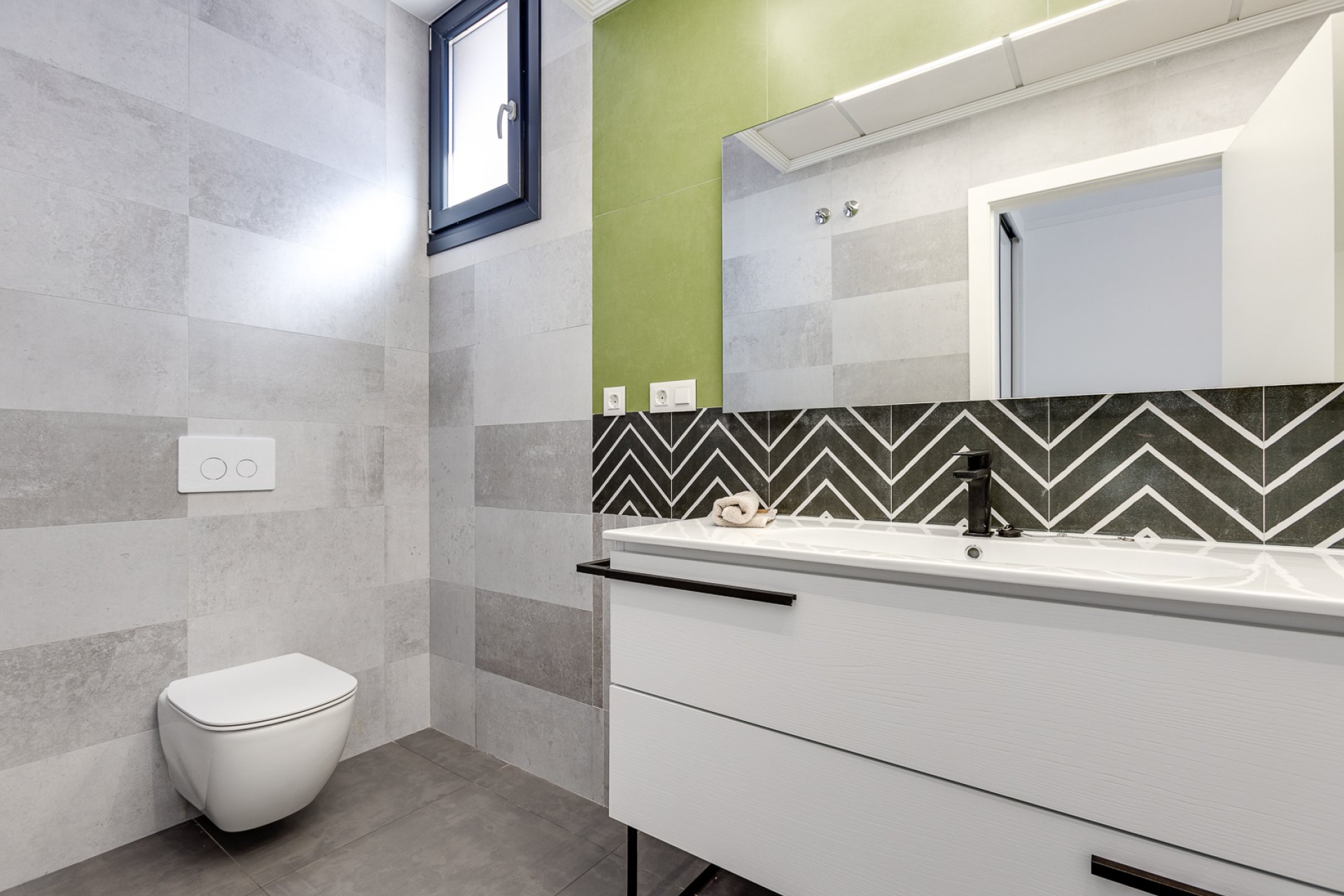 Nybyggeri - Villa -
La Mata