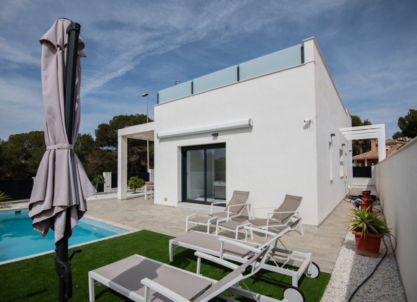 Nybyggeri - Villa -
Pinar de Campoverde