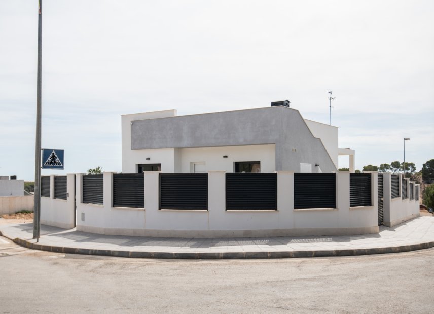 Nybyggeri - Villa -
Pinar de Campoverde