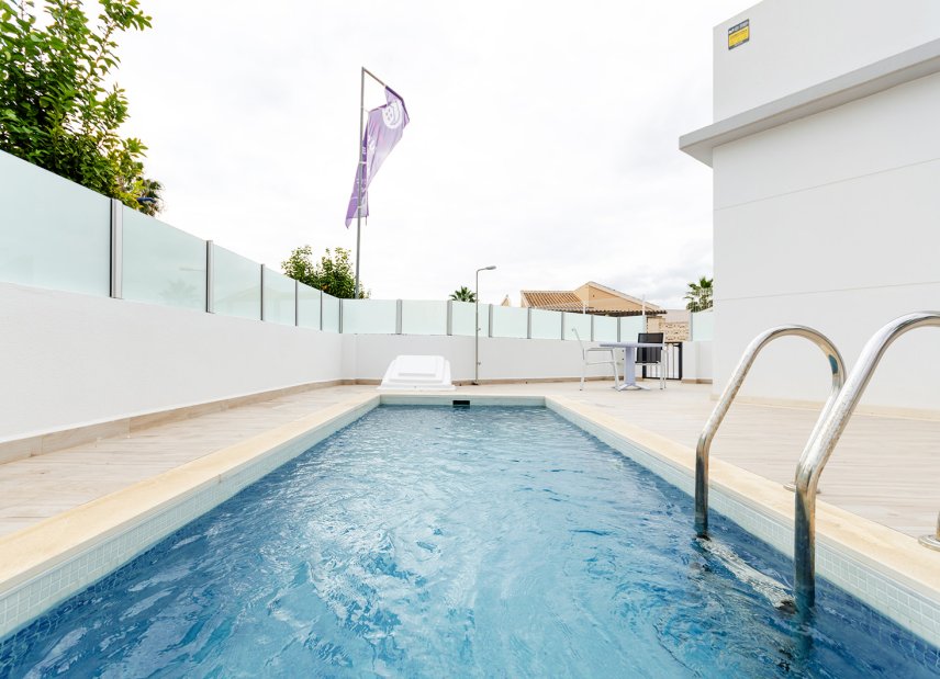 Nybyggeri - Villa -
Torrevieja