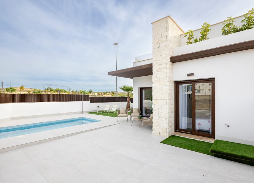 Obra nueva - Adosado -
Orihuela Costa