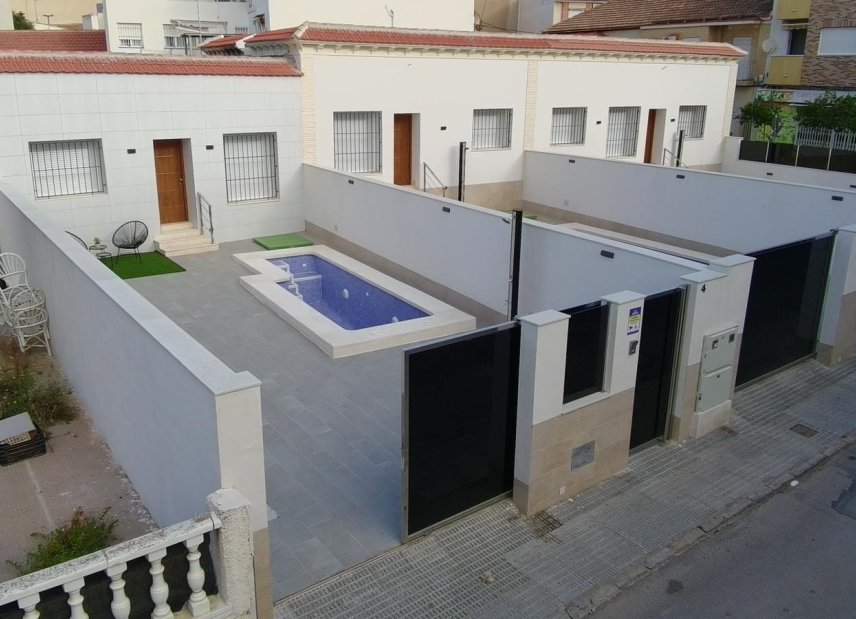 Obra nueva - Adosado -
San Javier