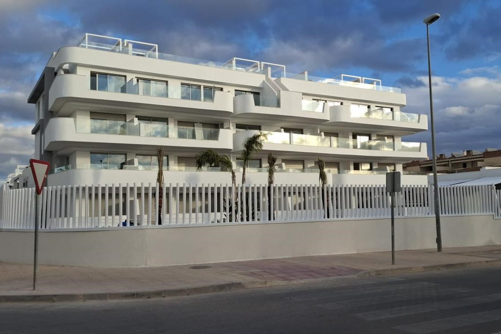 Obra nueva - Apartamento -
Cabo Roig