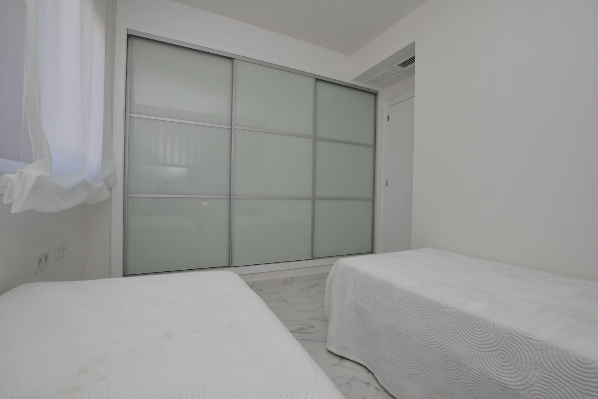 Obra nueva - Apartamento -
San Miguel de Salinas