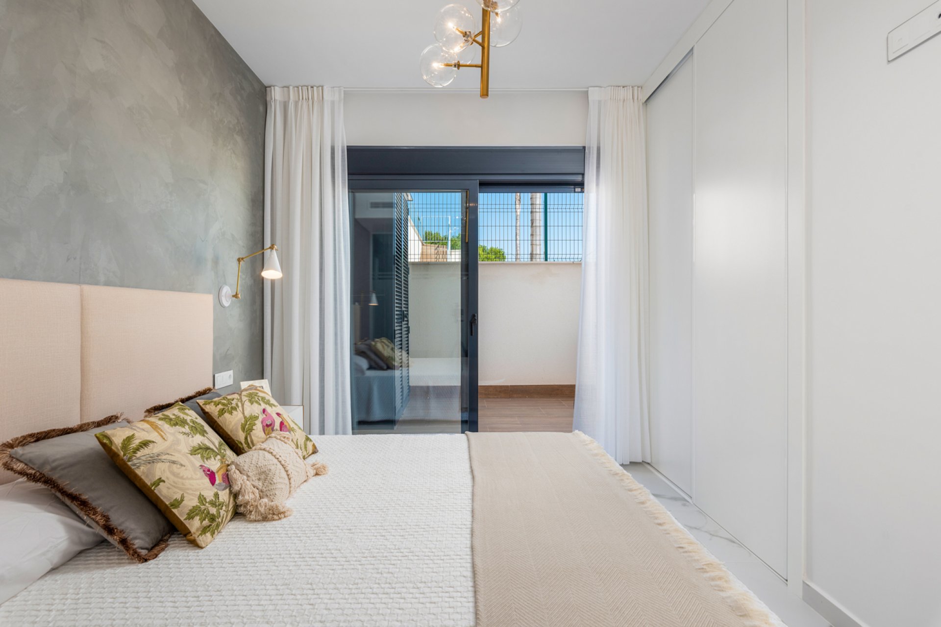 Obra nueva - Apartamento -
San Miguel de Salinas