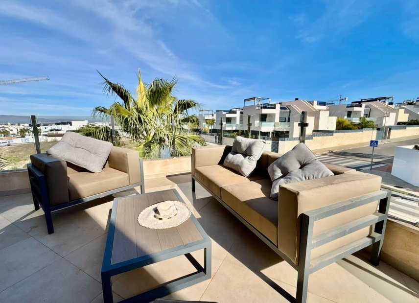 Obra nueva - Villa -
Benijofar