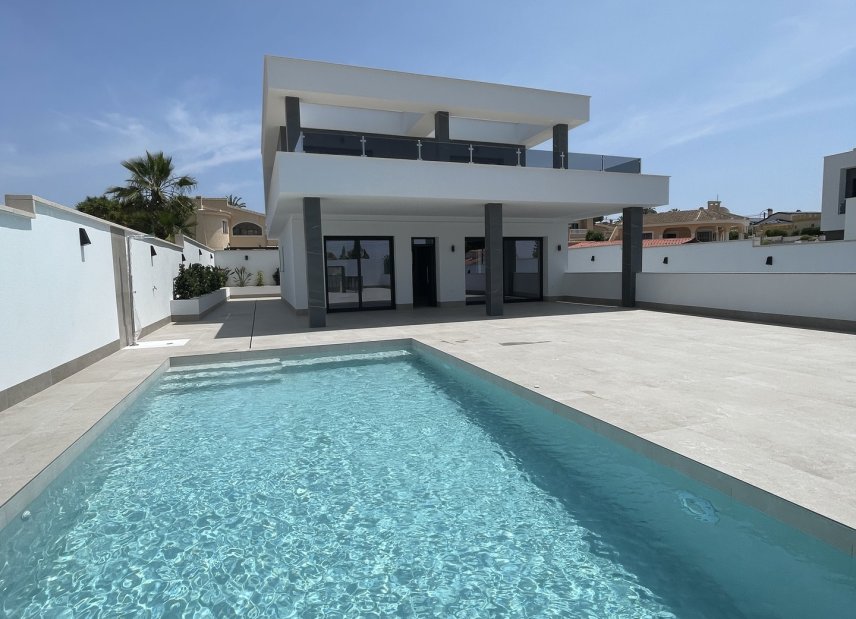 Obra nueva - Villa -
Ciudad Quesada