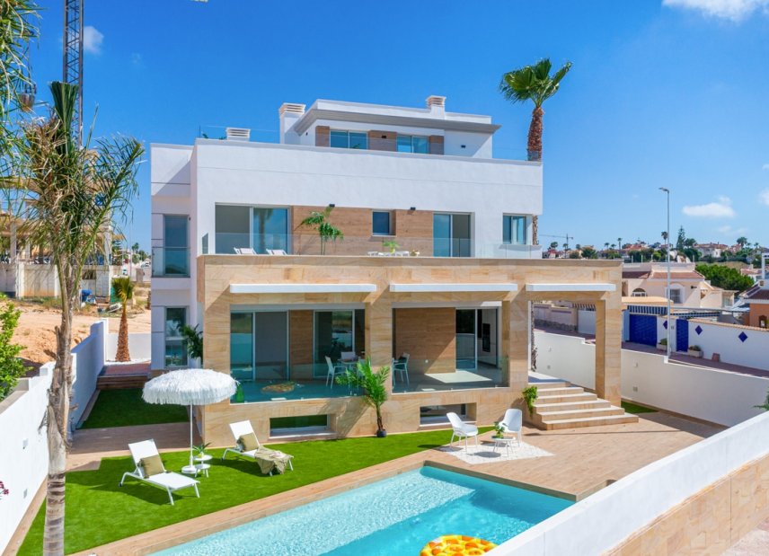 Obra nueva - Villa -
Ciudad Quesada