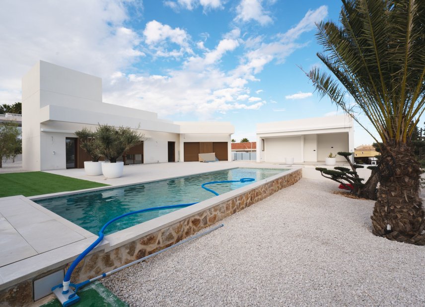 Obra nueva - Villa -
Ciudad Quesada