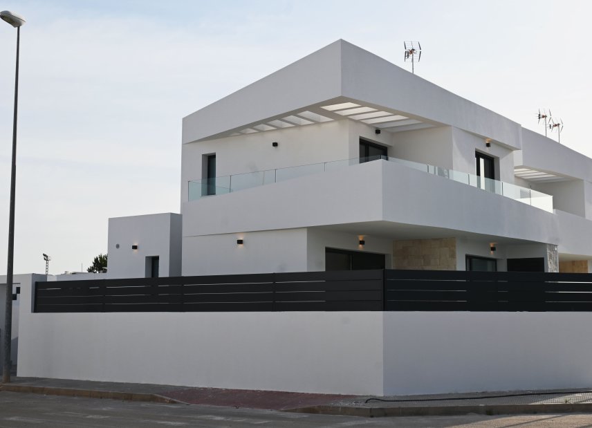 Obra nueva - Villa -
Dolores