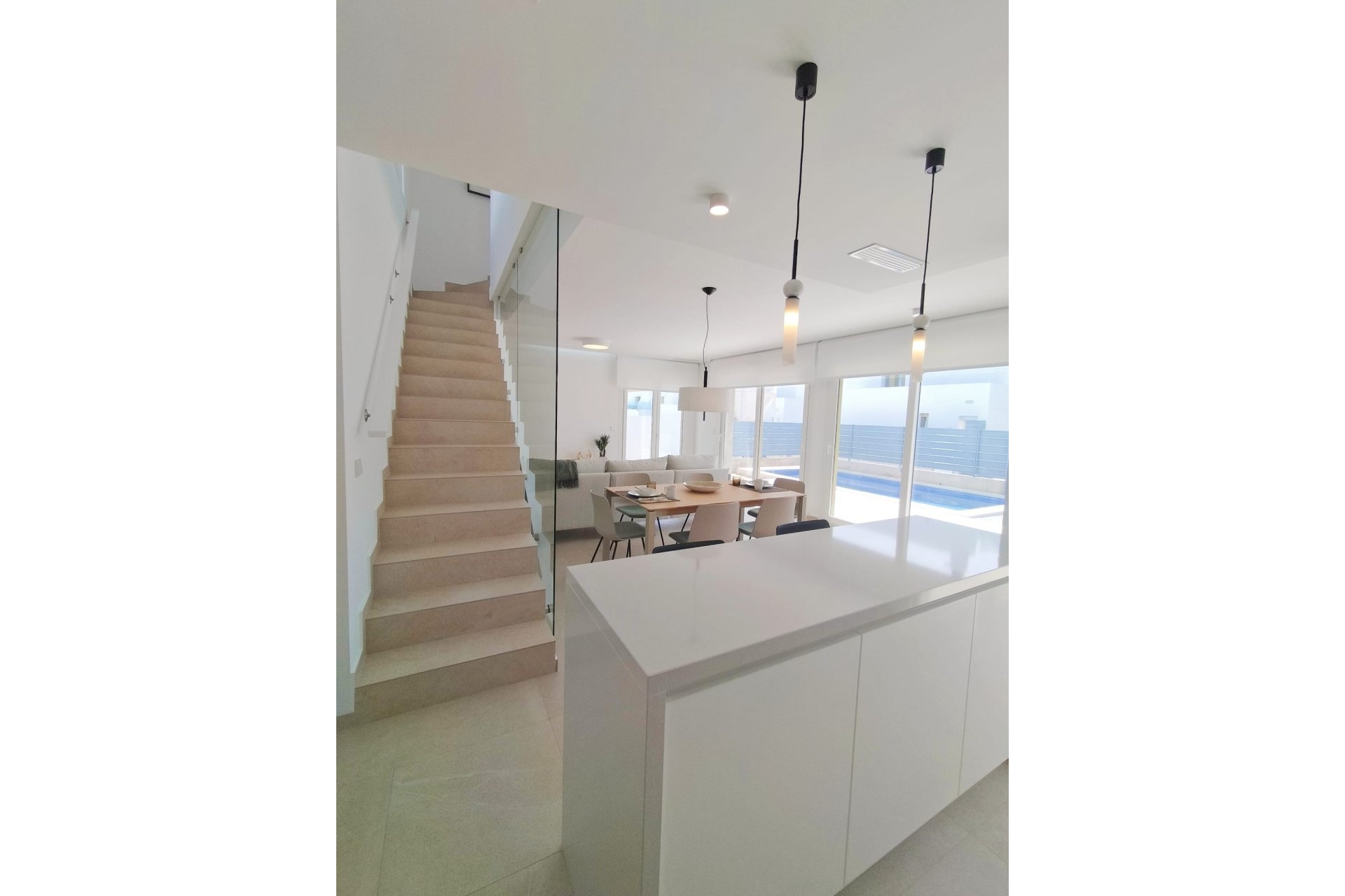 Obra nueva - Villa -
Entrenaranjos