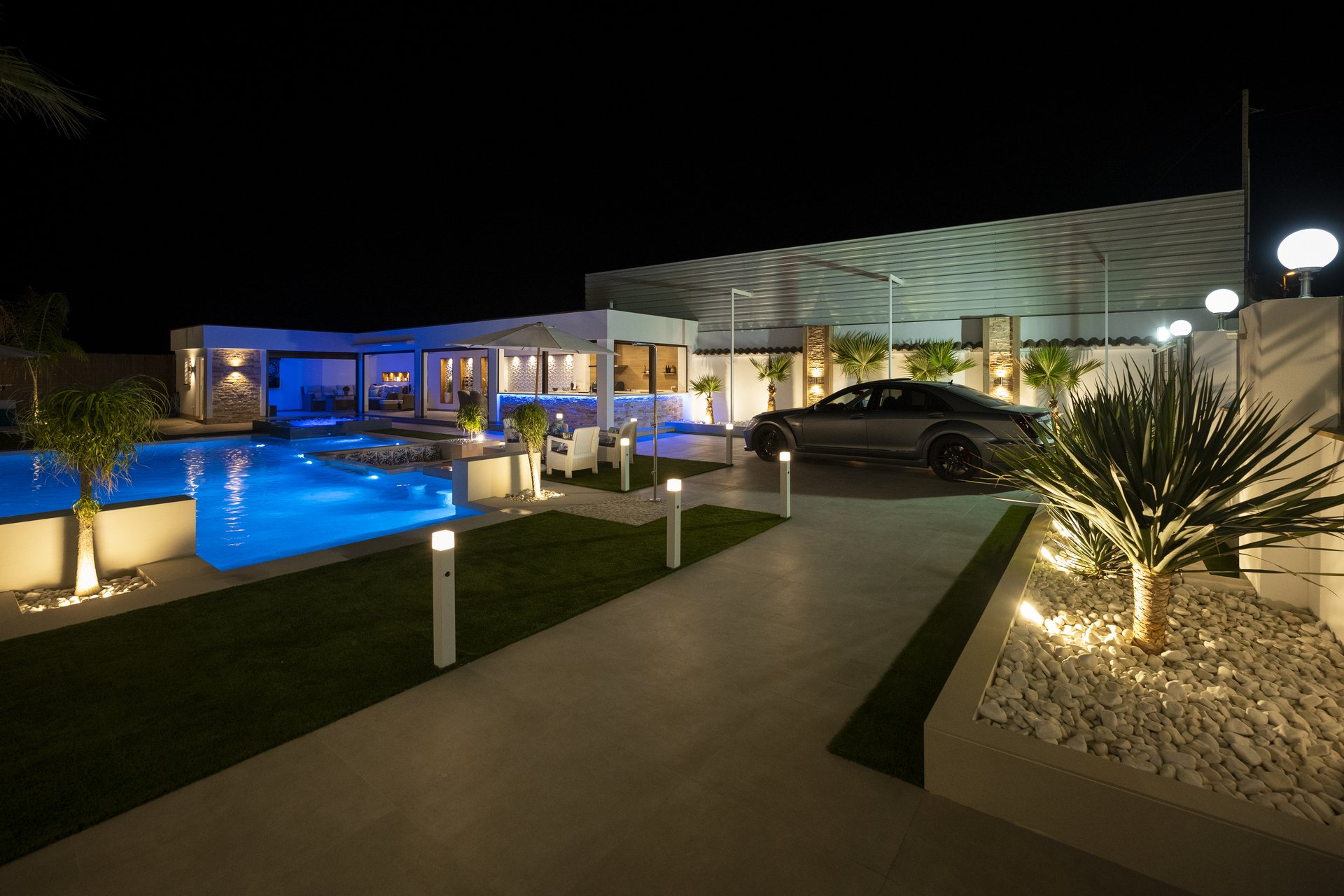 Obra nueva - Villa -
Jerónimo y Avileses