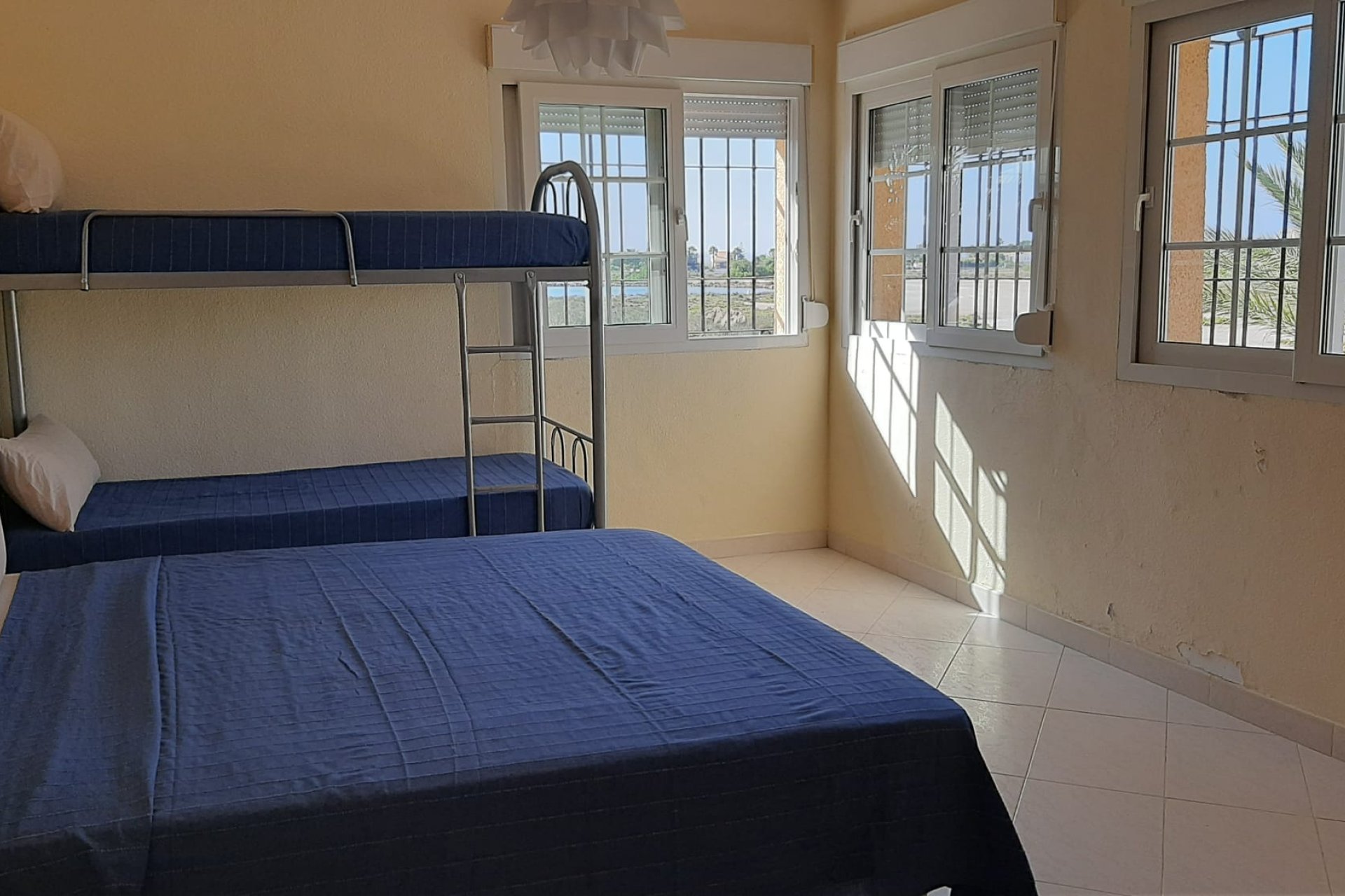 Obra nueva - Villa -
La Manga del Mar Menor