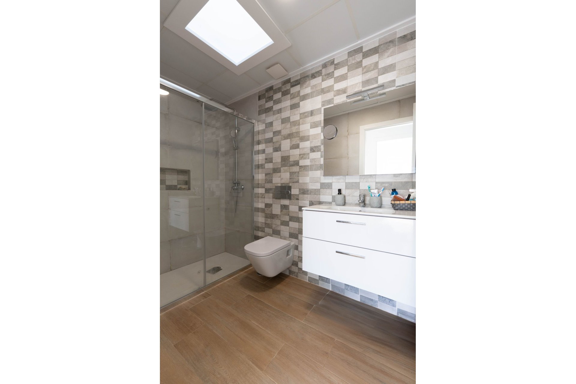 Obra nueva - Villa -
Murcia