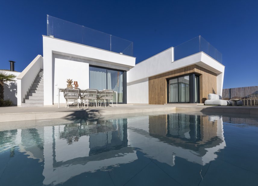 Obra nueva - Villa -
Murcia