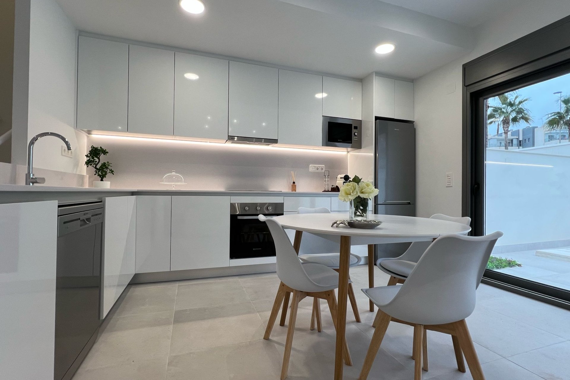 Obra nueva - Villa -
Orihuela Costa