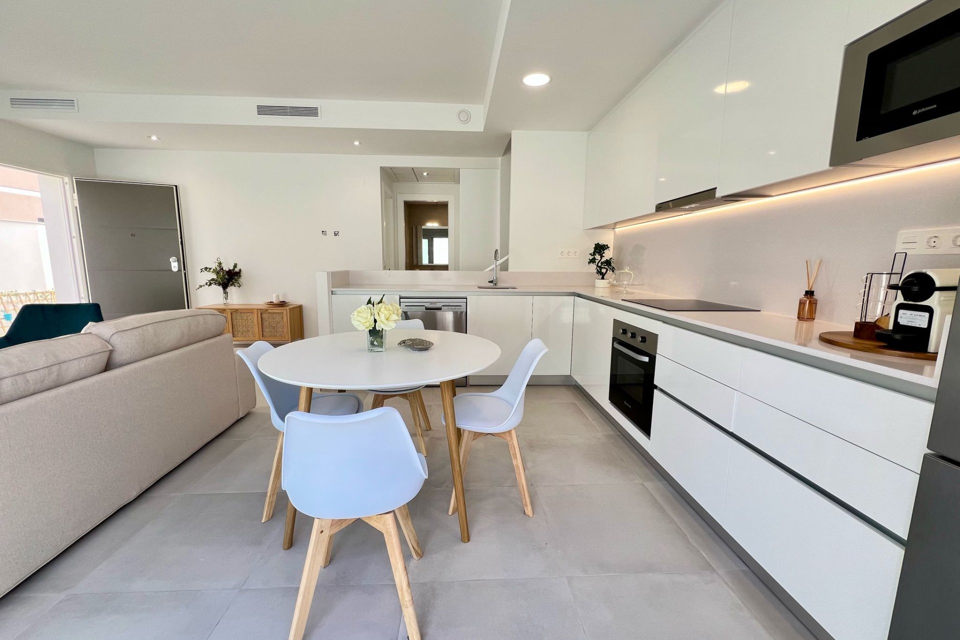 Obra nueva - Villa -
Orihuela Costa
