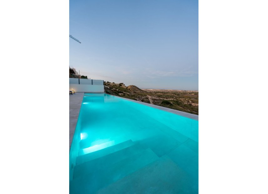 Obra nueva - Villa -
Rojales