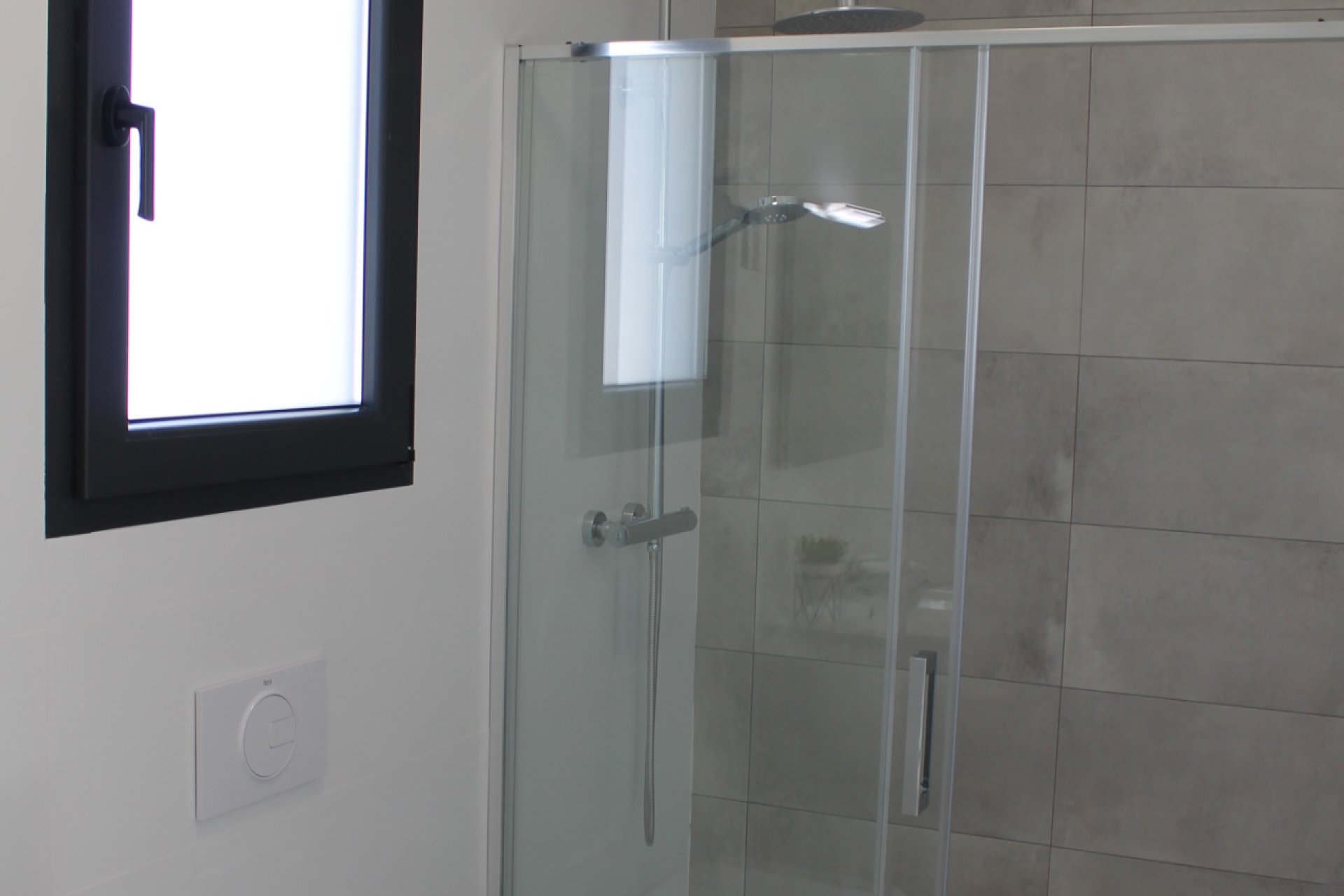 Obra nueva - Villa -
Roldán