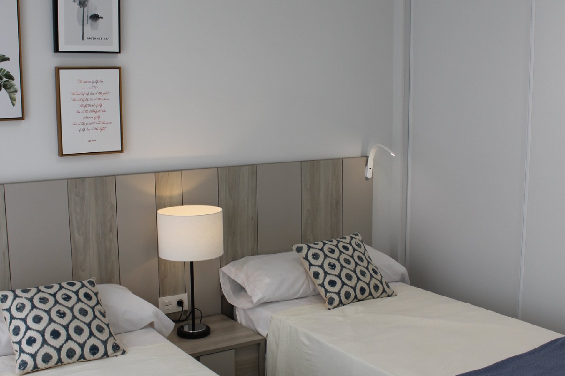 Obra nueva - Villa -
Roldán