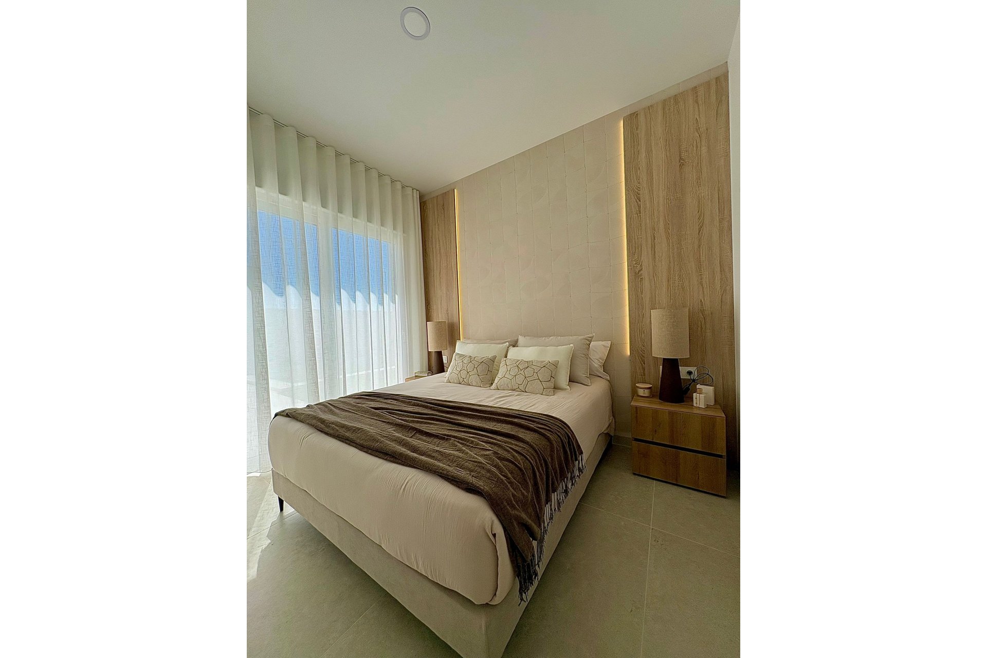 Obra nueva - Villa -
Roldán