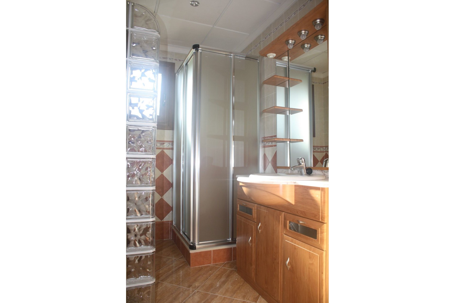 Obra nueva - Villa -
Torrevieja