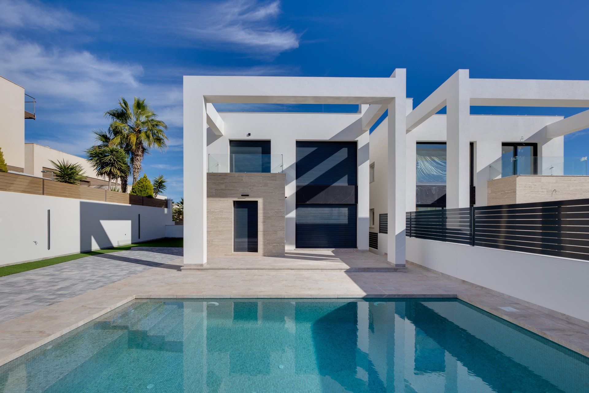 Obra nueva - Villa -
Torrevieja