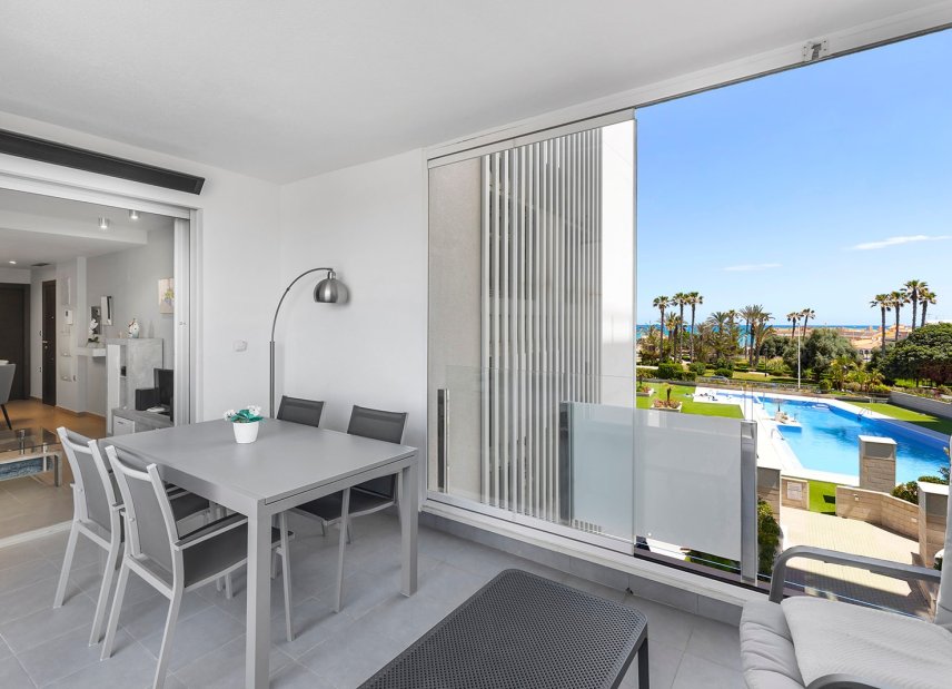 Resale - Apartment -
La Mata - Playa