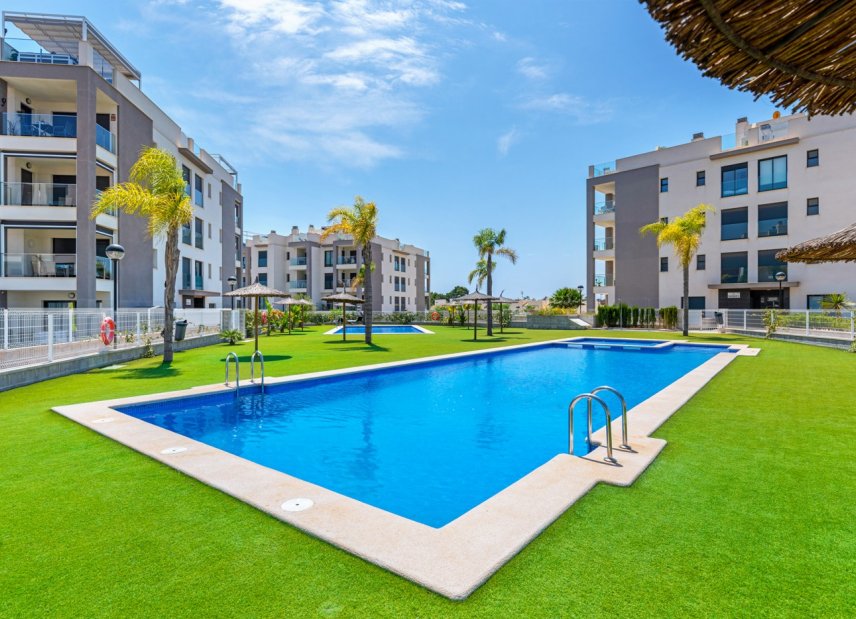 Resale - Apartment -
Orihuela Costa - Villamartín