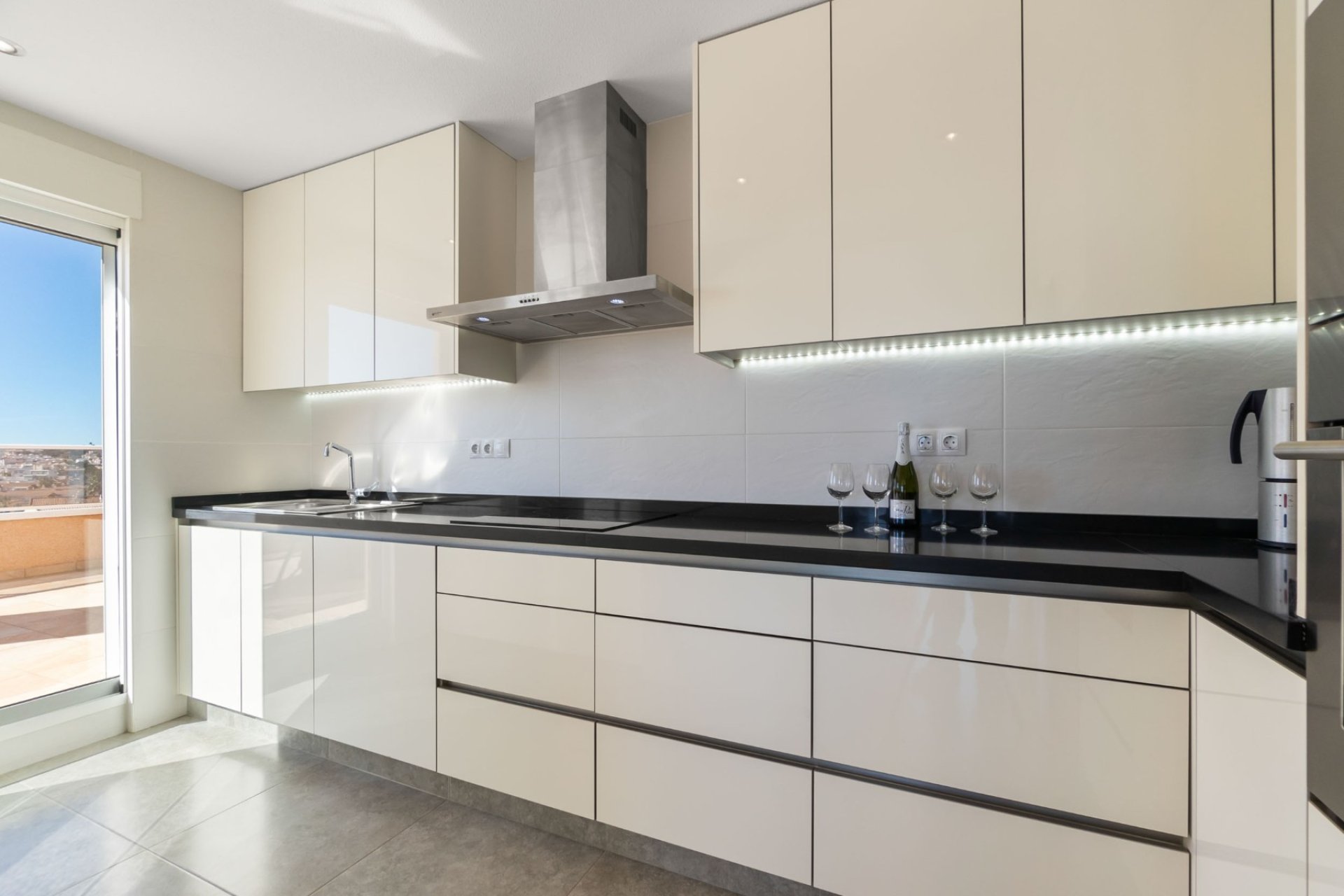 Resale - Apartment -
Orihuela Costa - Villamartín